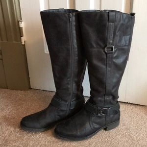 BEARTRAPS Salvador boots